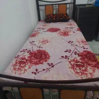 تخت وتشک