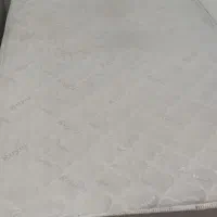 تخت وتشک