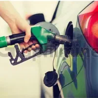 نیروی کار در پمپ بنزین