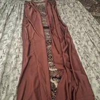 پرده ورودی و دو تا کنار پرده
