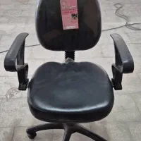 صندلی اداری و مدیریتی
