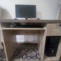 میز کامپیوتر