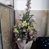 گلدان بزرگ کنارسالنی