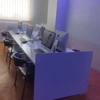 استخدام منشی و بازاریاب