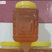 فروش عسل یک تازه.