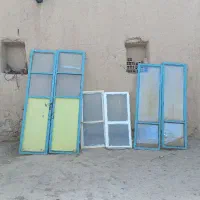 در و پنجره در حد نو