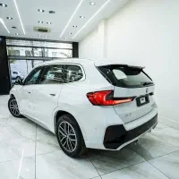 بی ام و Bmw Ix1 2025