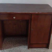 میز تحریر تمام چوب قدیمی کاملا سالم