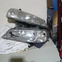 یک جفت چراغ جلو پژوپارس