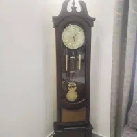 ساعت ایستاده و تابلو