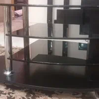 میز تلوزیون شیشه ای