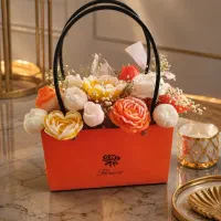 باکس گل شمع (جاودان). شمع قلمی