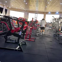 منشی باشگاه آقایان - زرنگ و کاری