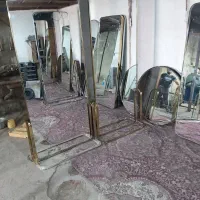 اینه  چهار کوش  پایه دار آهن با اینه تبریز