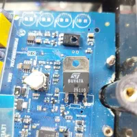 منتاژ کار حرفه ای خانم pcb