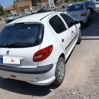 ماشین۲۰۶