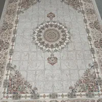 فرش ۷۰۰ شانه تمیز و درحد