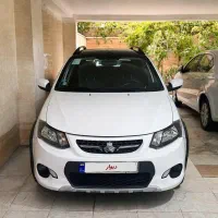 کوییک R سفید مشکی مدل ۱۴۰۰