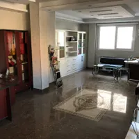 استخدام منشی و کارشناس فروش خانم
