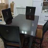 میز ناهارخوری خوری ۴ نفره