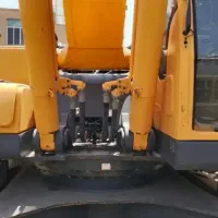 راننده بیل مکانیکی