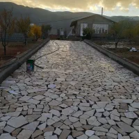 فروش سنگ لاشه و فرش و تزئینات باغ ویلایی