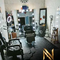 آرایشگاه مردانه نامیک