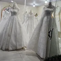 فروش لباس عروس و تجهیزات مزون