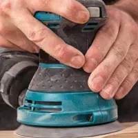 استخدام نجار ماهر و نیمه ماهر