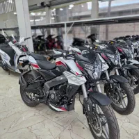 ns200 مدل 1405 صفر