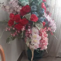 گل و گلدان مصنوعی زیبا
