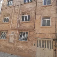 کلیه کارهای بنایی سنگو کاشی ورفع نم حمام سرویس