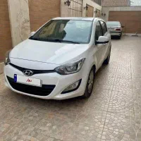 هیوندای i20
