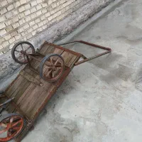 گاری چهار چرخ