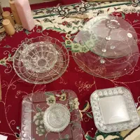 تعدادی ظروف اشپزخانه