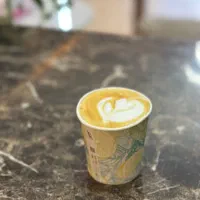 نیازمند نیرو کار خانم در کافه