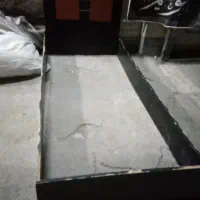تخت نوجوان