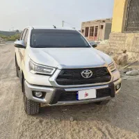 تویوتاهایلوکس sR5