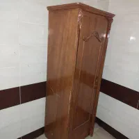 کمد چوبی