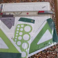 تخته رسم،کیف،خط کش گونیا