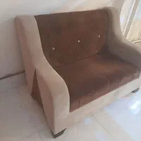 مبل راحتی ۲ نفره در حد نو