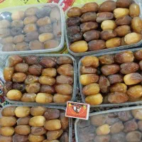 رطب سوپر لوکس دونه درشت با ظرف و بی ظرف