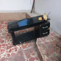 میز تلویزیون شیشه ای