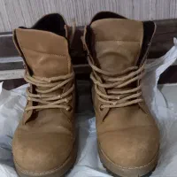 پوتین|کیف، کفش، کمربند|بجنورد, |دیوار