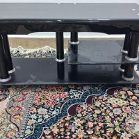 زیر تلوزیونی شیشه ای