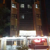 خانه دار جهت مهمانپذیر
