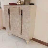 جاکفشی جادار وشیک