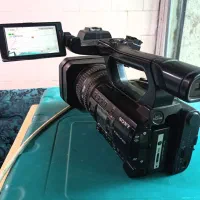 دوربین فیلمبرداری Sony nx100
