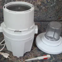 آب میوه گیری دوکاره ودو عددمخلوط کن دوکاره.