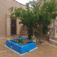 ۳۰۰ متر سنتی